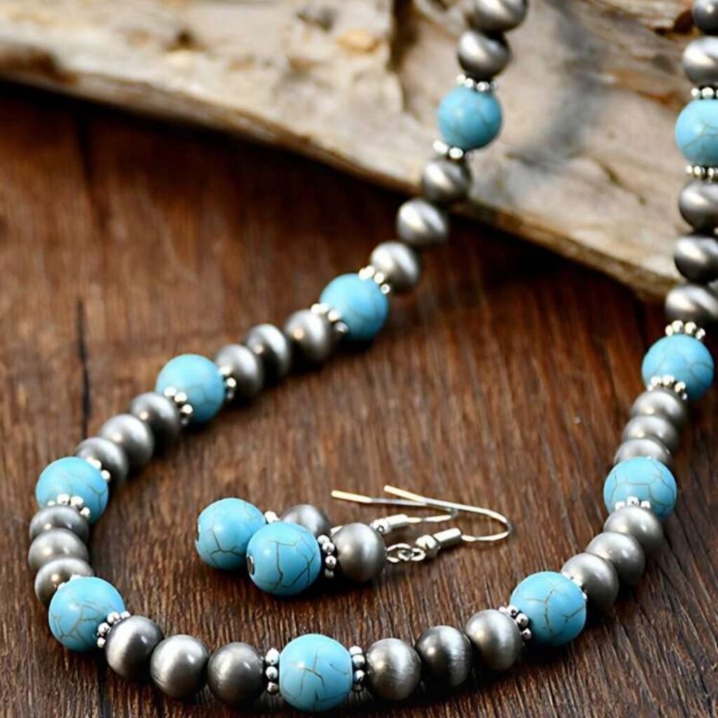 Navasota Necklace and Earrings